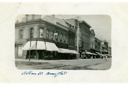 Corner of Colborne & King St. (ca. 1905-1908)
